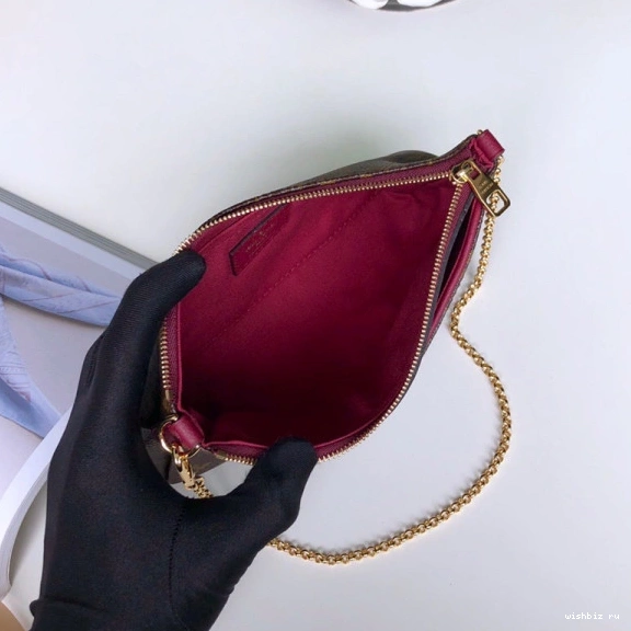 WIS Louis PALLAS Vuitton CHANELUTCH 0110